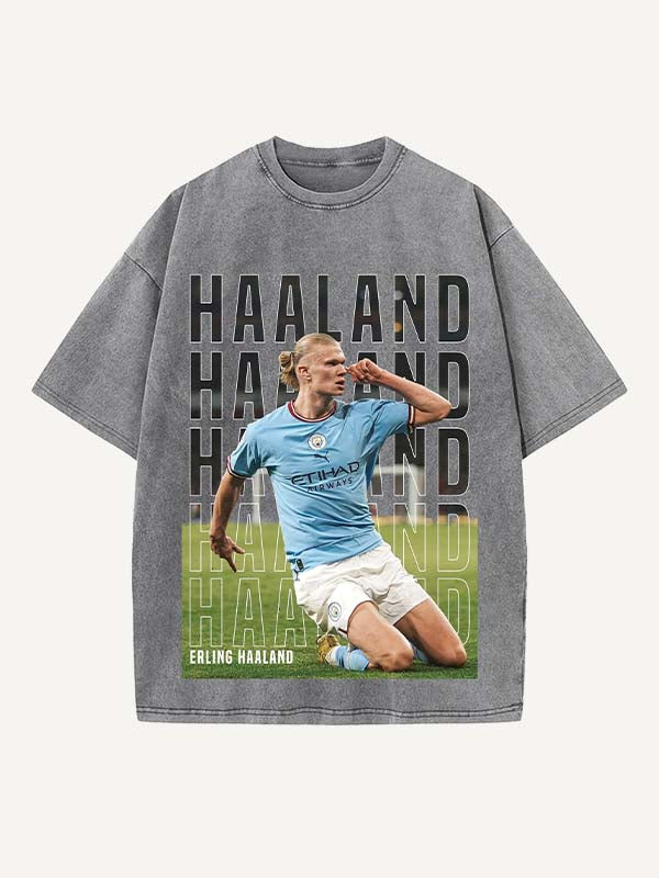 Camiseta con cuello redondo y estampado de Erling Haaland 