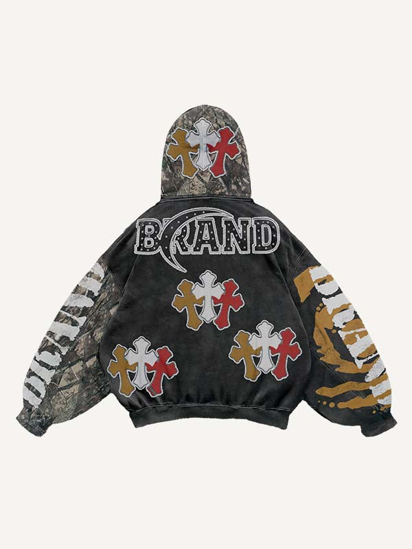 Sudadera con capucha y bolsillos inclinados con estampado de calcomanías falsas de cruces, letras y ramas 
