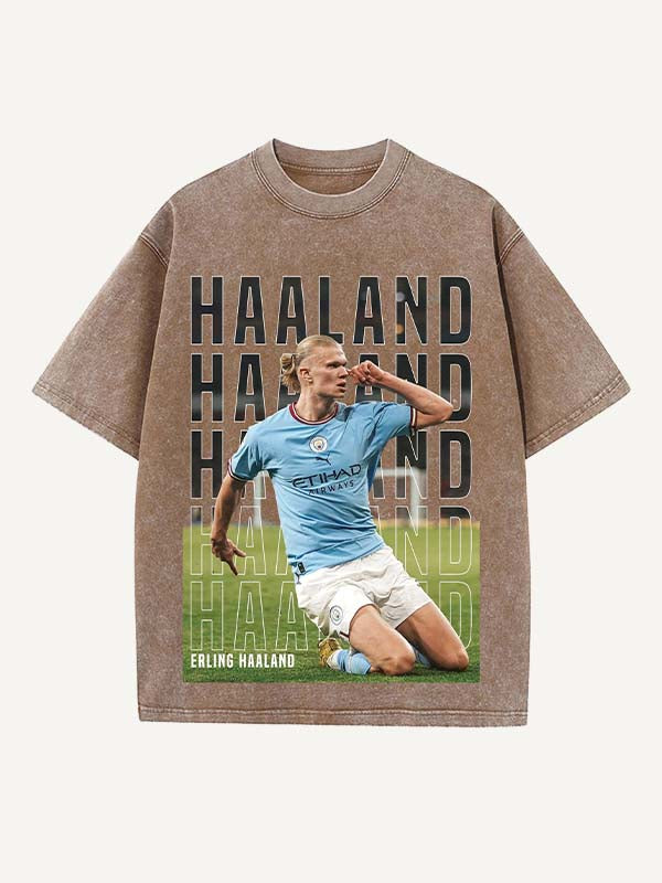Camiseta con cuello redondo y estampado de Erling Haaland 