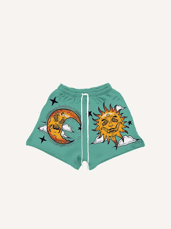Pantalones cortos con cordón en la cintura y estampado gráfico de sol, luna y ojos malvados