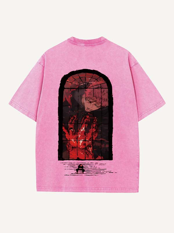 Camiseta de cuello redondo con estampado desgastado, figura lavada, gráfico y fuego 