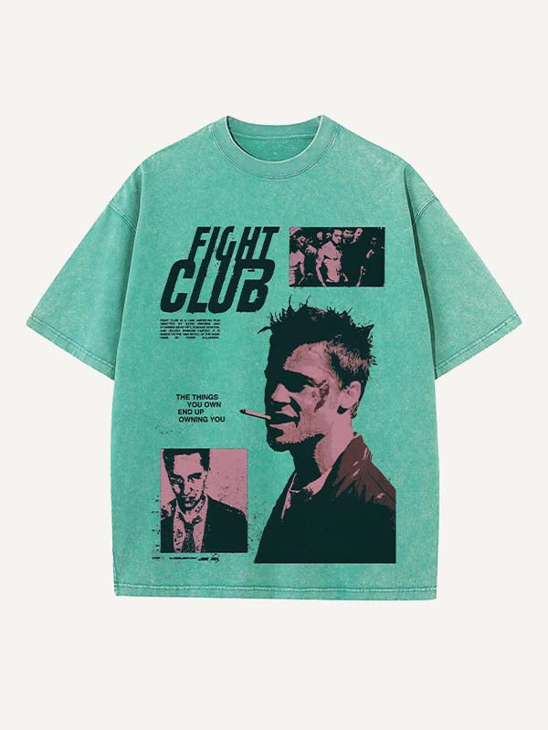 Camiseta de cuello redondo con estampado desgastado, figura lavada, humo y letras 