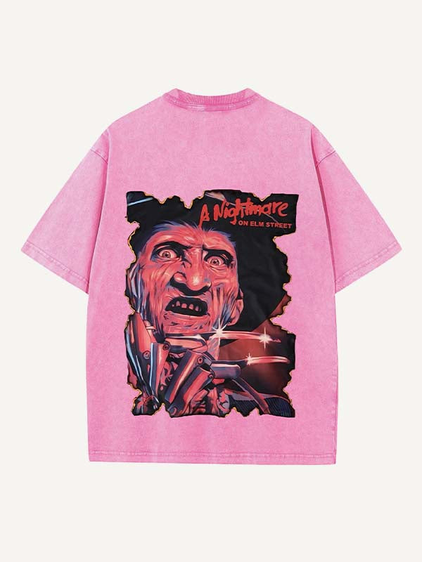 Camiseta de cuello redondo con estampado de terror desgastado y lavado 