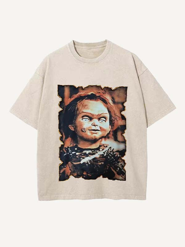 Camiseta de cuello redondo con estampado de terror desgastado y lavado 