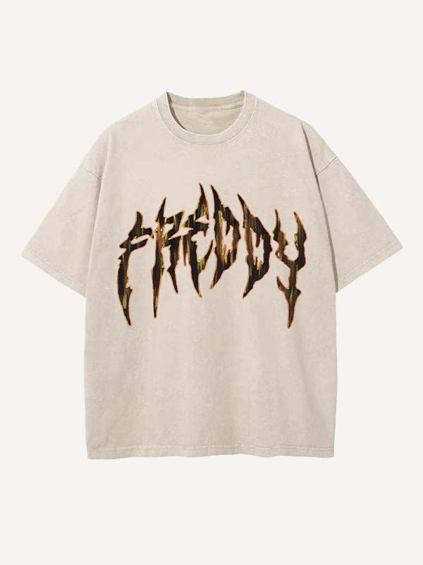 Camiseta de cuello redondo con estampado de terror desgastado y lavado 