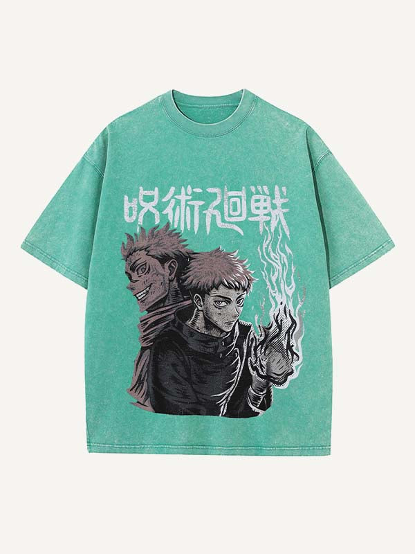 Camiseta de cuello redondo con estampado desgastado, figura lavada, gráfico y fuego 