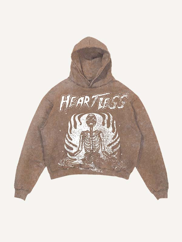 Sudadera con capucha desgastada, lavada, con estampado de esqueleto y letras Heartless y bolsillos inclinados 