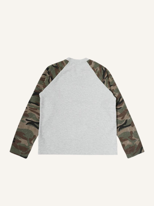 Camo Splicing Letter Print V Neck Long-sleeved T-shirt
