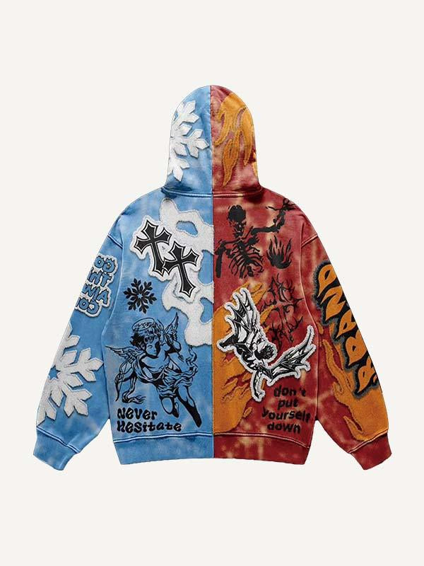 Sudadera con capucha con estampado de calcomanías falsas, mitad ángel, mitad demonio, alas, esqueleto, fuego, nieve, espada, cruz y letras, en bloques de color 